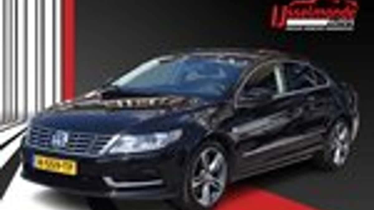 Volkswagen Passat (2012) — foto 1