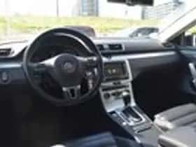Volkswagen Passat (2012) thumbnail 13