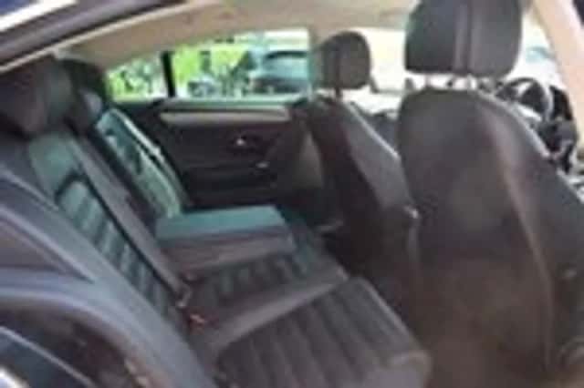 Volkswagen Passat (2012) thumbnail 17