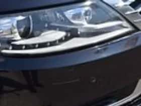Volkswagen Passat (2012) thumbnail 21