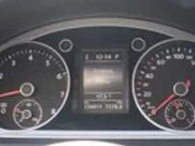 Volkswagen Passat (2012) thumbnail 23