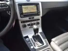 Volkswagen Passat (2012) thumbnail 26