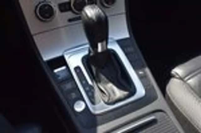 Volkswagen Passat (2012) thumbnail 28