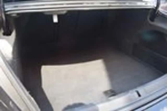 Volkswagen Passat (2012) thumbnail 35