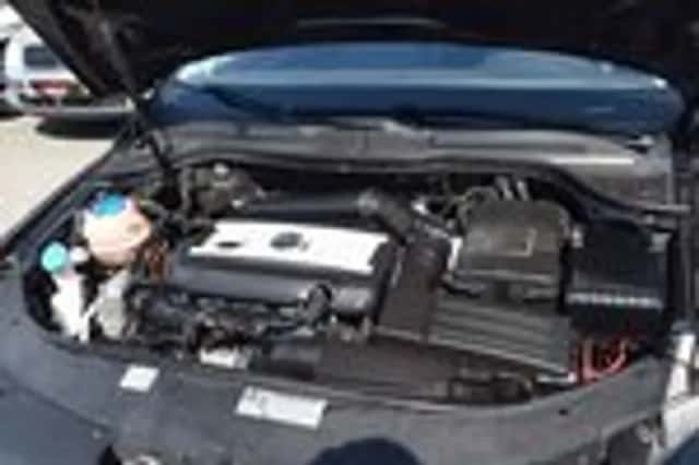 Volkswagen Passat (2012) thumbnail 36