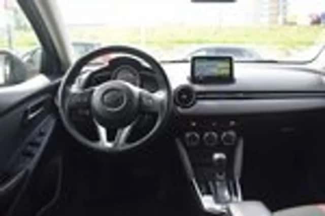 Mazda 2 (2016) thumbnail 12