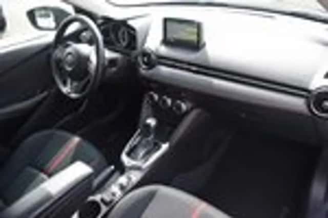 Mazda 2 (2016) thumbnail 18