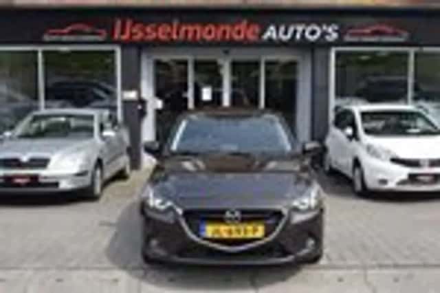 Mazda 2 (2016) thumbnail 3