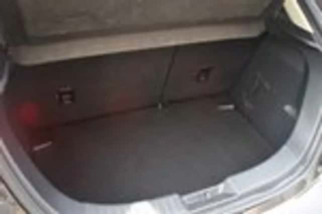 Mazda 2 (2016) thumbnail 31