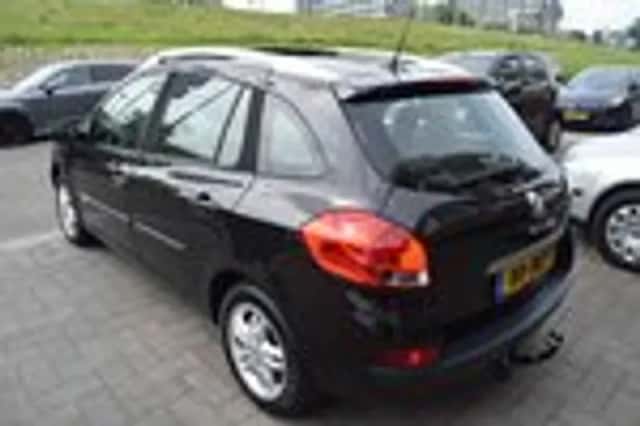 Renault Clio (2009) thumbnail 11