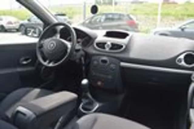 Renault Clio (2009) thumbnail 21