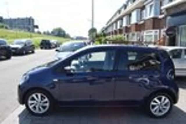 SEAT Mii (2016) thumbnail 11