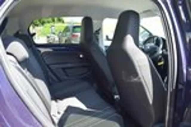 SEAT Mii (2016) thumbnail 17