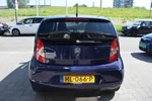 SEAT Mii (2016) thumbnail 9