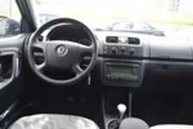 Škoda Fabia (2008) thumbnail 12