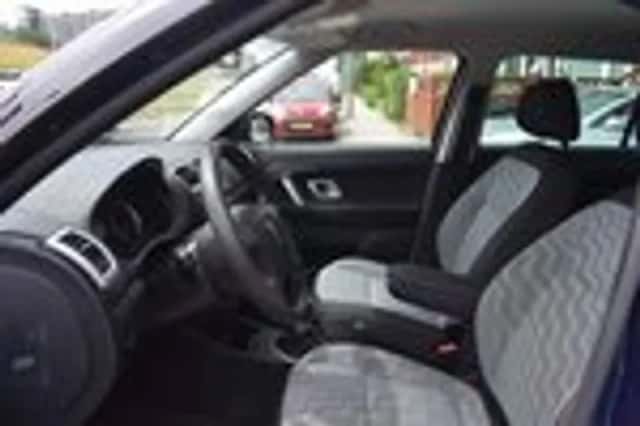Škoda Fabia (2008) thumbnail 14