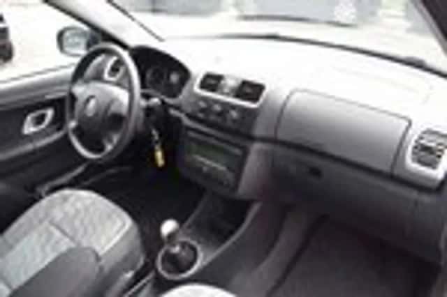 Škoda Fabia (2008) thumbnail 19