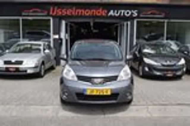 Nissan Note (2013) thumbnail 3