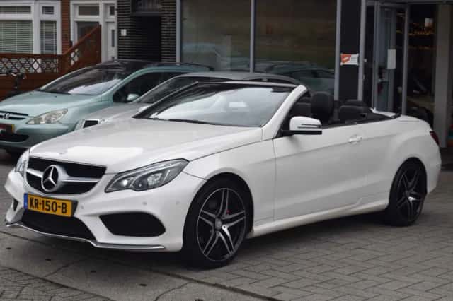 Mercedes-Benz E-Klasse (2013) thumbnail 3