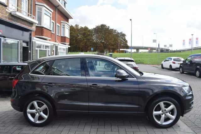 Audi Q5 (2010) thumbnail 6