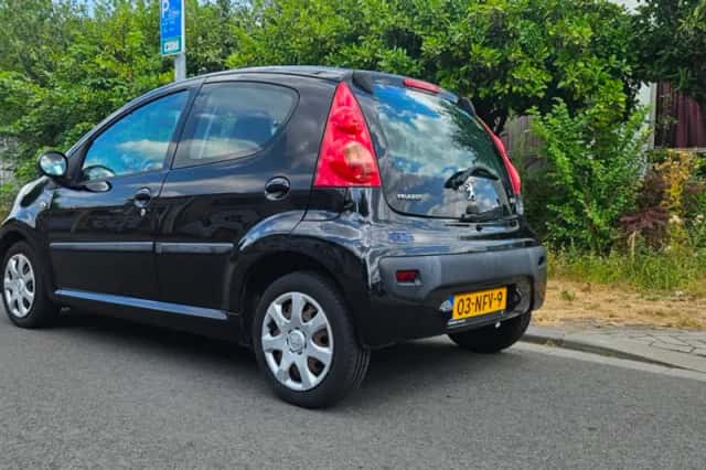 Peugeot 107 (2010) thumbnail 3