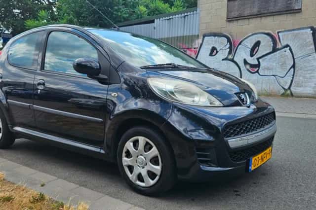 Peugeot 107 (2010) thumbnail 6