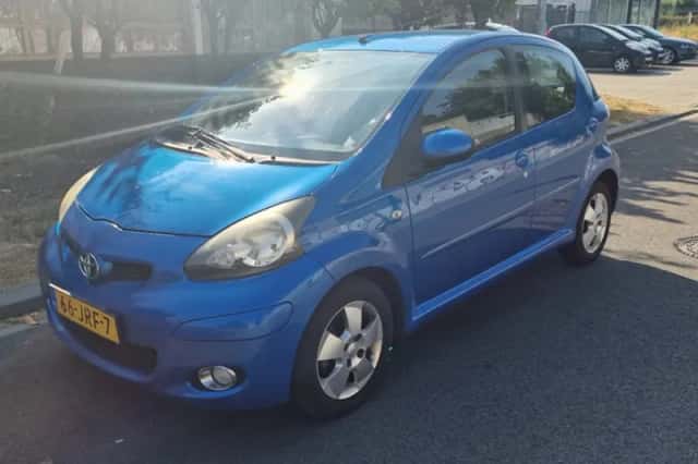 Toyota Aygo (2009) thumbnail 1