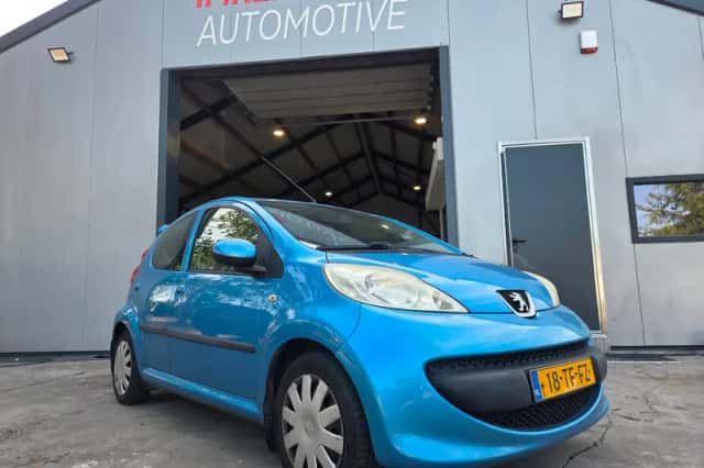 Peugeot 107 (2006) thumbnail 1