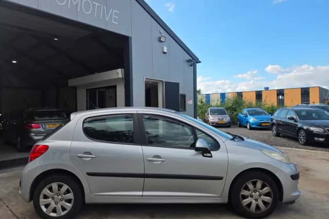 Peugeot 207 (2007) thumbnail 2
