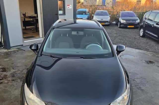 SEAT Ibiza (2012) thumbnail 3
