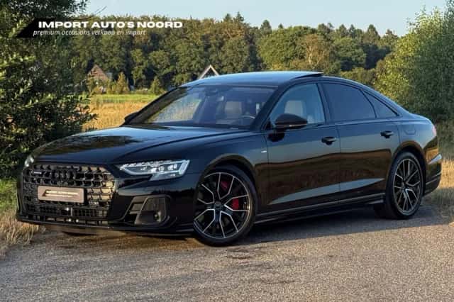 Audi A8 (2022) thumbnail 1