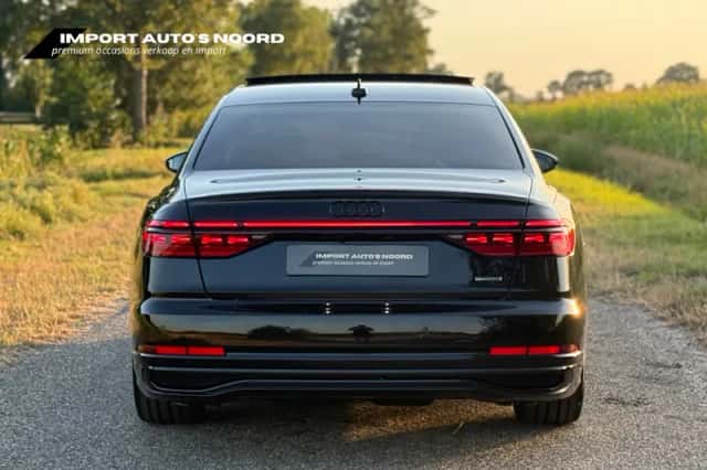 Audi A8 (2022) thumbnail 5