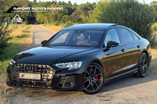 Audi A8 (2022) thumbnail 6