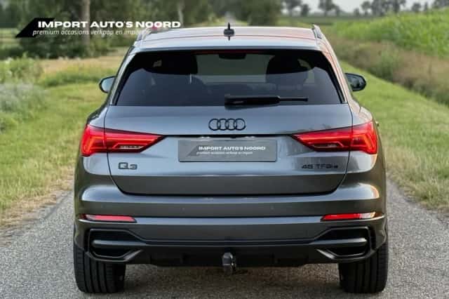 Audi Q3 (2022) thumbnail 5