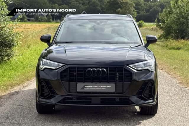 Audi Q3 (2021) thumbnail 4