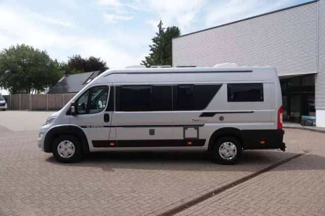 Adria Twin (2018) thumbnail 5