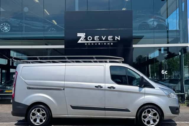 Ford Transit Custom (2015) thumbnail 6