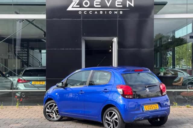 Peugeot 108 (2021) thumbnail 3