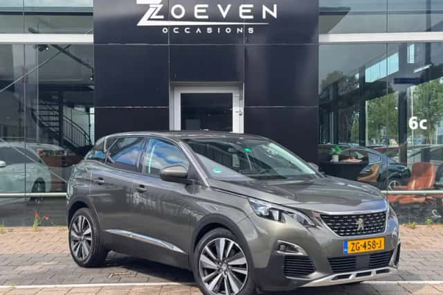 Peugeot 3008 (2019) thumbnail 5