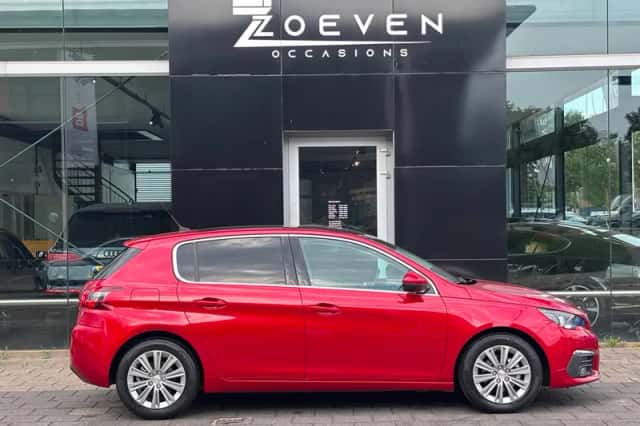 Peugeot 308 (2017) thumbnail 3