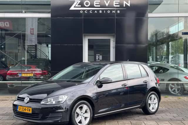 Volkswagen Golf (2014) thumbnail 1