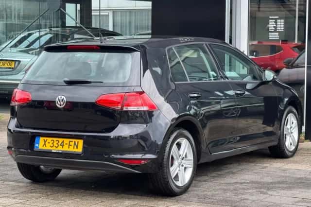 Volkswagen Golf (2014) thumbnail 6