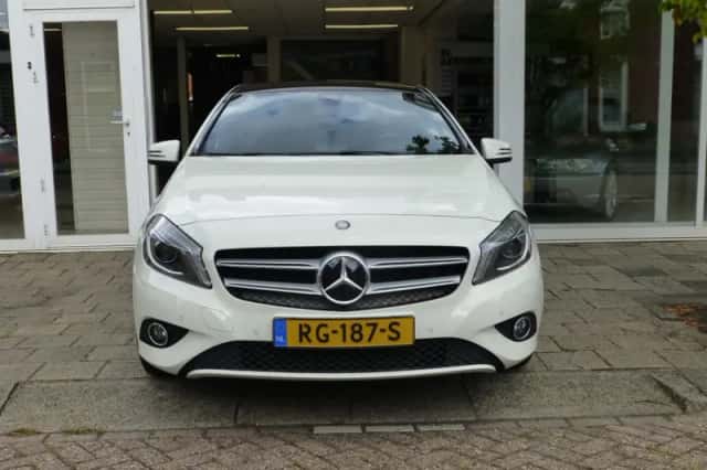 Mercedes-Benz A-Klasse (2014) thumbnail 1