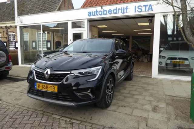 Renault Arkana (2022) thumbnail 1