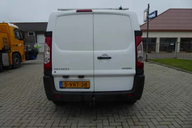 Peugeot Expert (2011) thumbnail 5