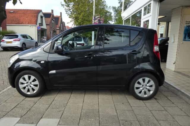 Suzuki Splash (2010) thumbnail 3