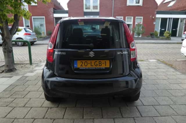 Suzuki Splash (2010) thumbnail 5