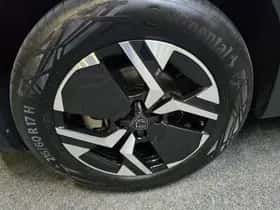 Peugeot e-2008 (2024) thumbnail 2