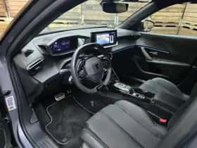 Peugeot e-2008 (2024) thumbnail 3