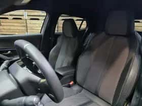 Peugeot e-2008 (2024) thumbnail 6